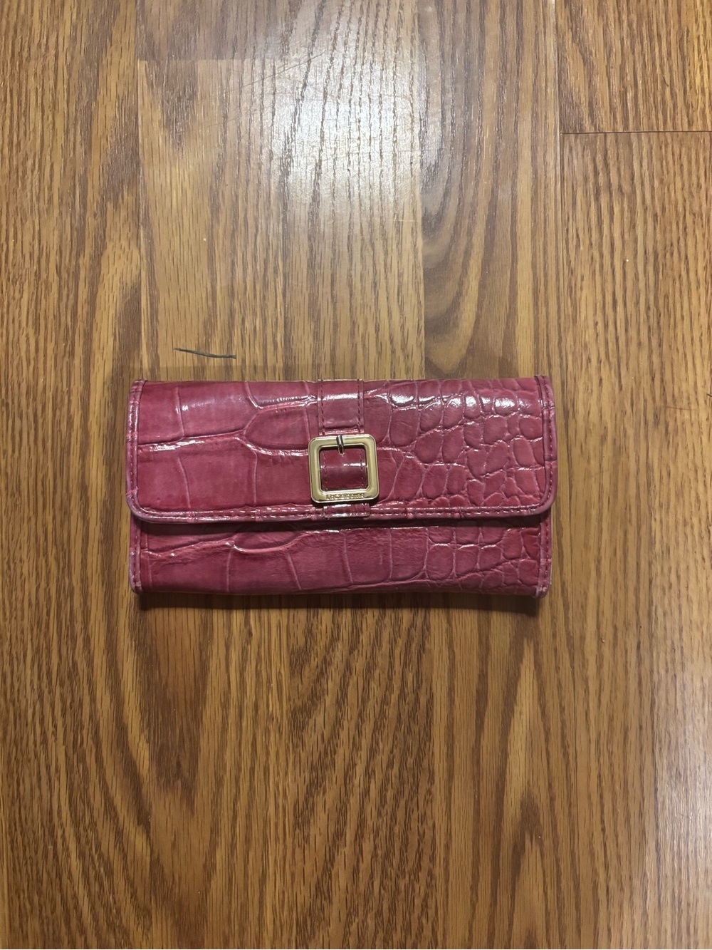 Y2K Liz Claiborne Pink Croc-Embossed Wallet with Gold Buckle